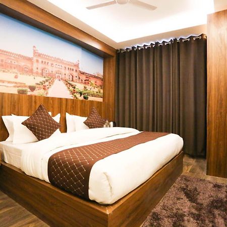 Hotel Global Stay Near Delhi Airport Nova Deli Exterior foto