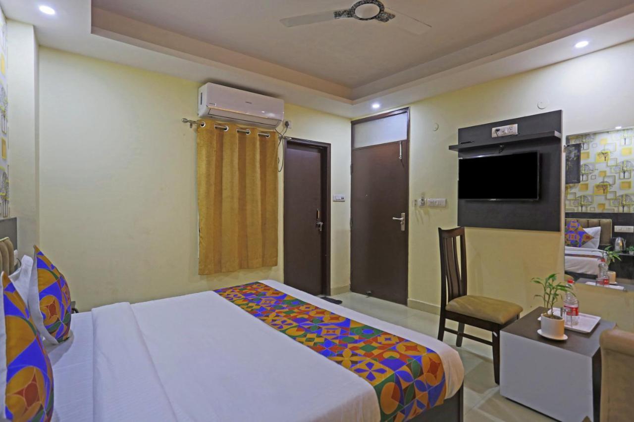 Hotel Global Stay Near Delhi Airport Nova Deli Exterior foto