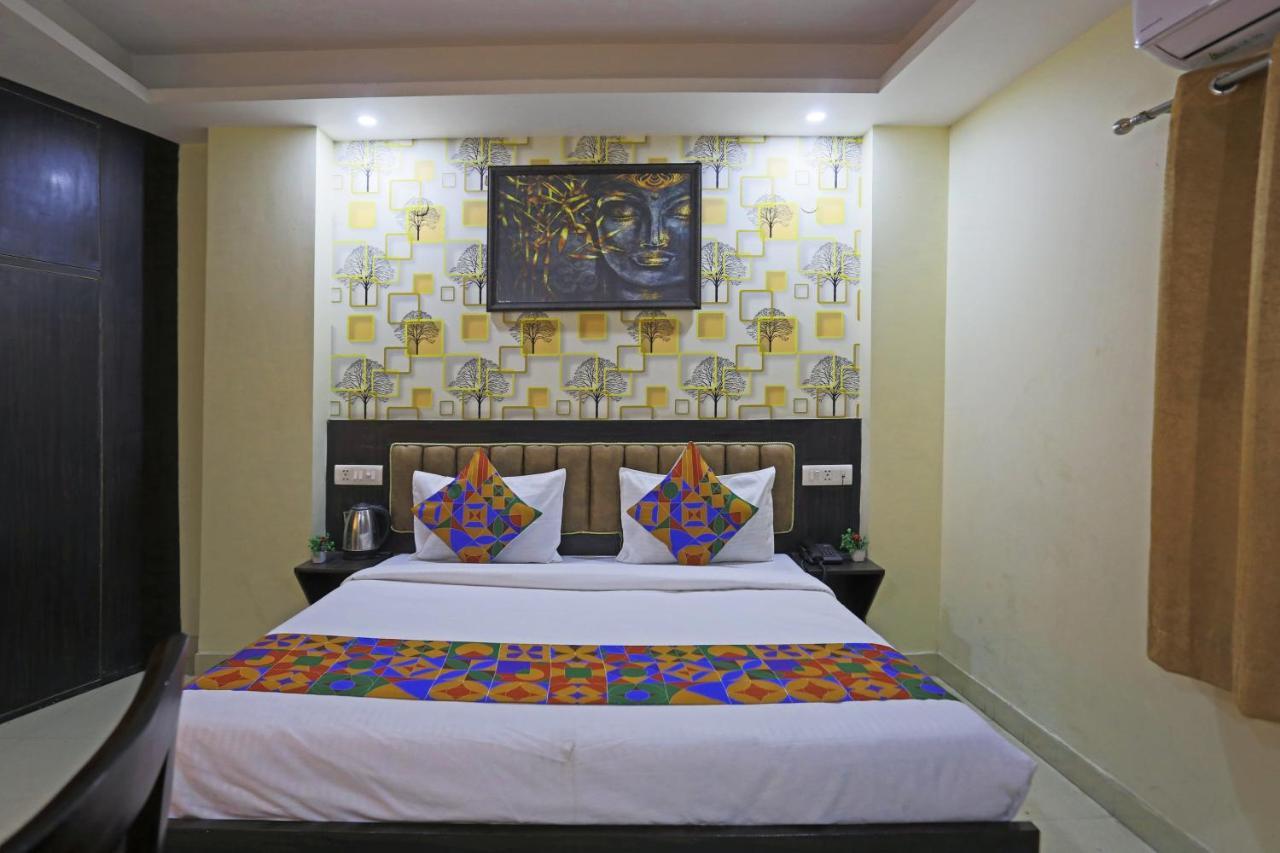 Hotel Global Stay Near Delhi Airport Nova Deli Exterior foto